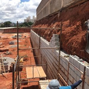 contenção